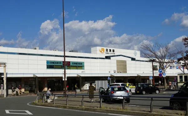 沼津駅前