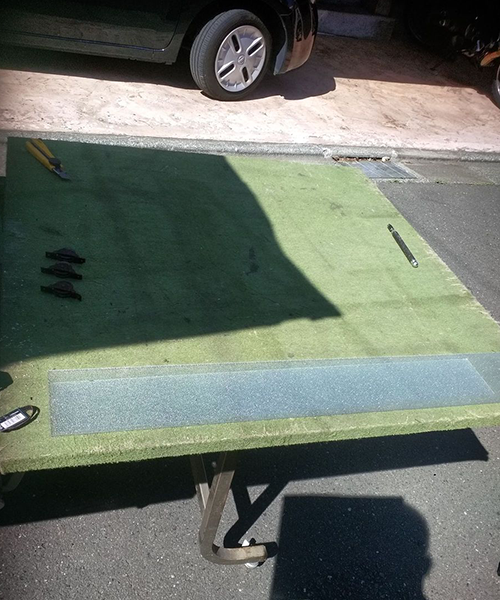 窓ガラスと戸車の交換作業